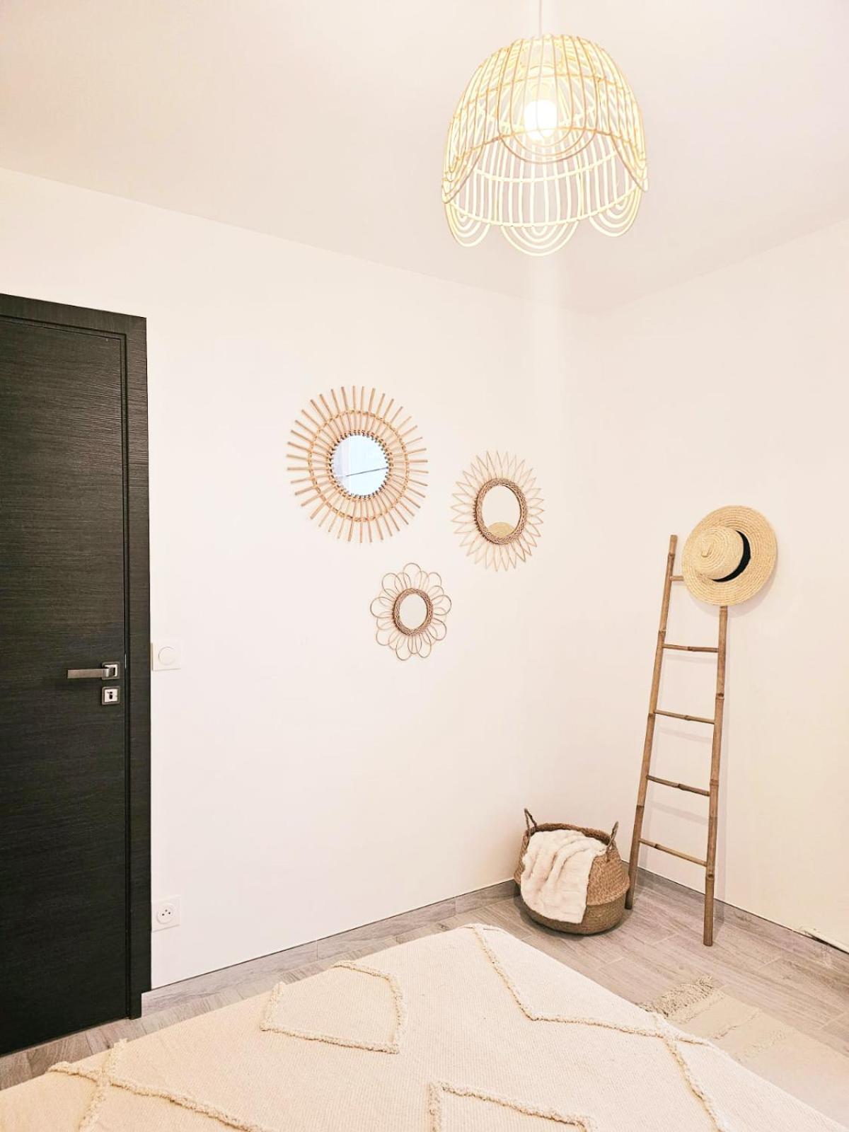 Apartamento Bed & Breakfast - Entre Paris & Disneyland Roissy-en-Brie Exterior foto