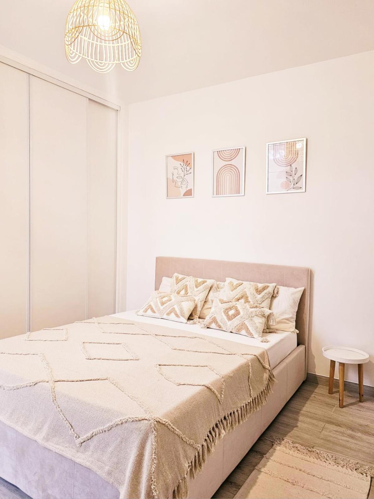 Apartamento Bed & Breakfast - Entre Paris & Disneyland Roissy-en-Brie Exterior foto