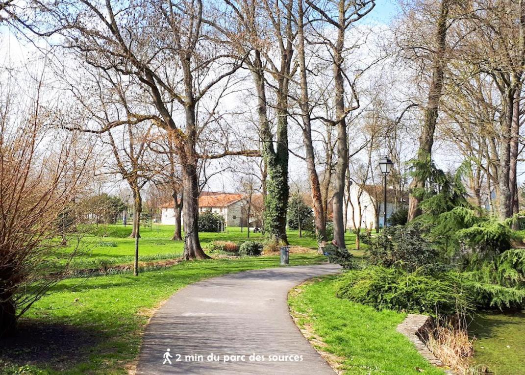 Apartamento Bed & Breakfast - Entre Paris & Disneyland Roissy-en-Brie Exterior foto